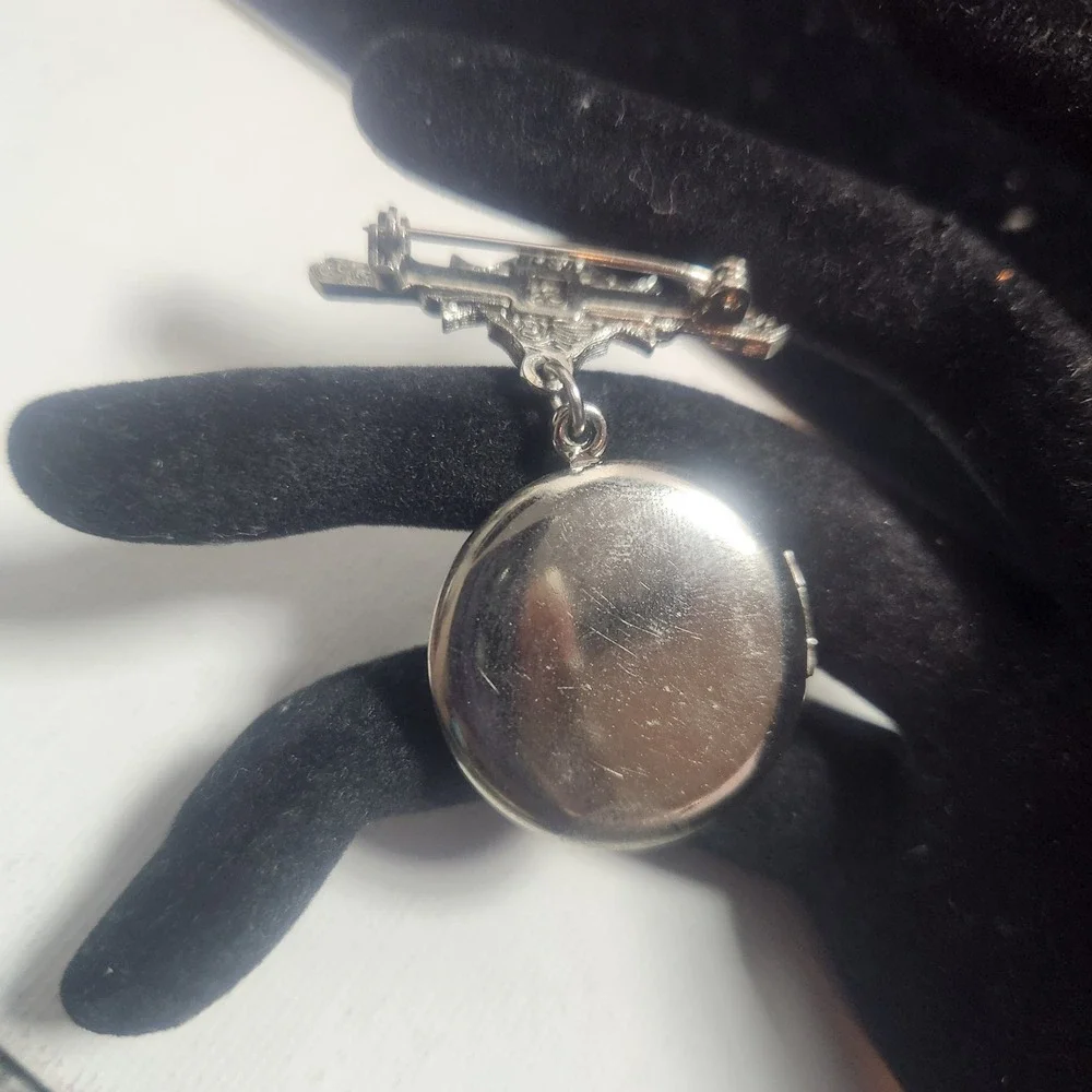 Vintage Marcasite glass Pearl Filigree Locket Brooch Silver Tone Victorian Style